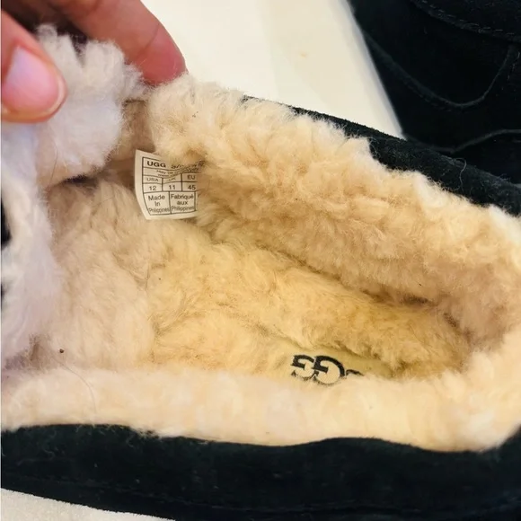 UGG Men’s Ascot Slippers in Black suede with UGGplush wool lining size 12 - Picture 3 of 8